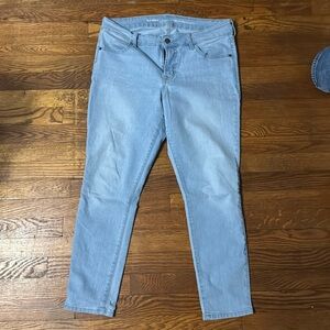 Size 12 super skinny old navy jeans
